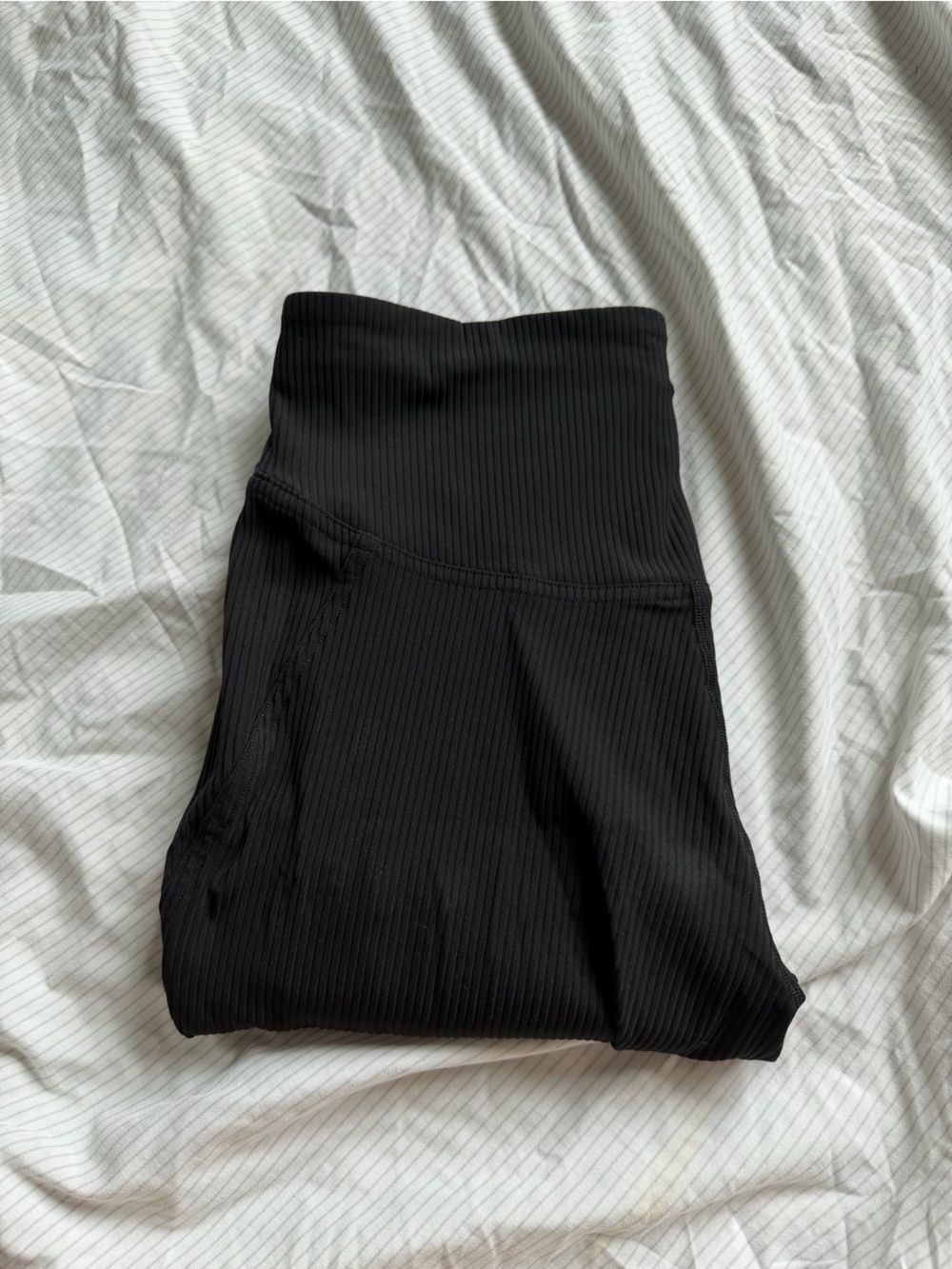 Lululemon Base Pace High-Rise Ribbed Tight 25"